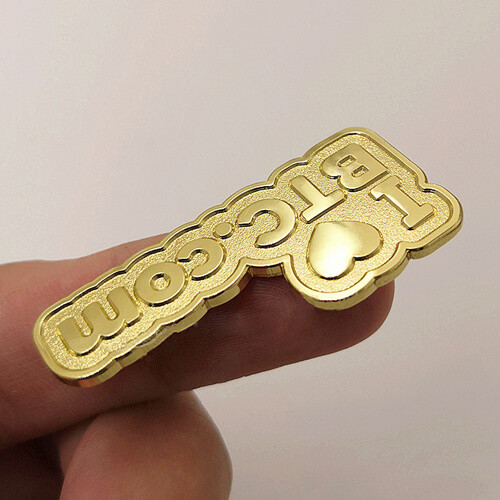 personalized embossed name tag brooch wholesale custom gold metal logo pins for conferences bulk